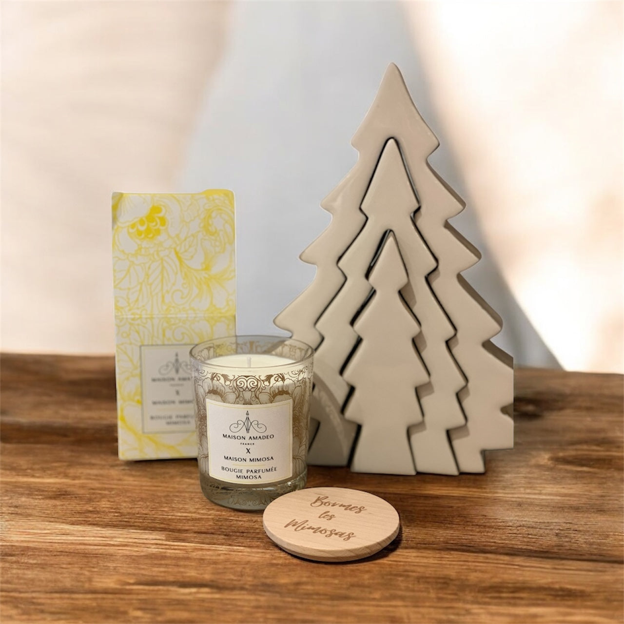 Bougie Parfumée Maison Amadeo x Mimosa : MAISON MIMOSA