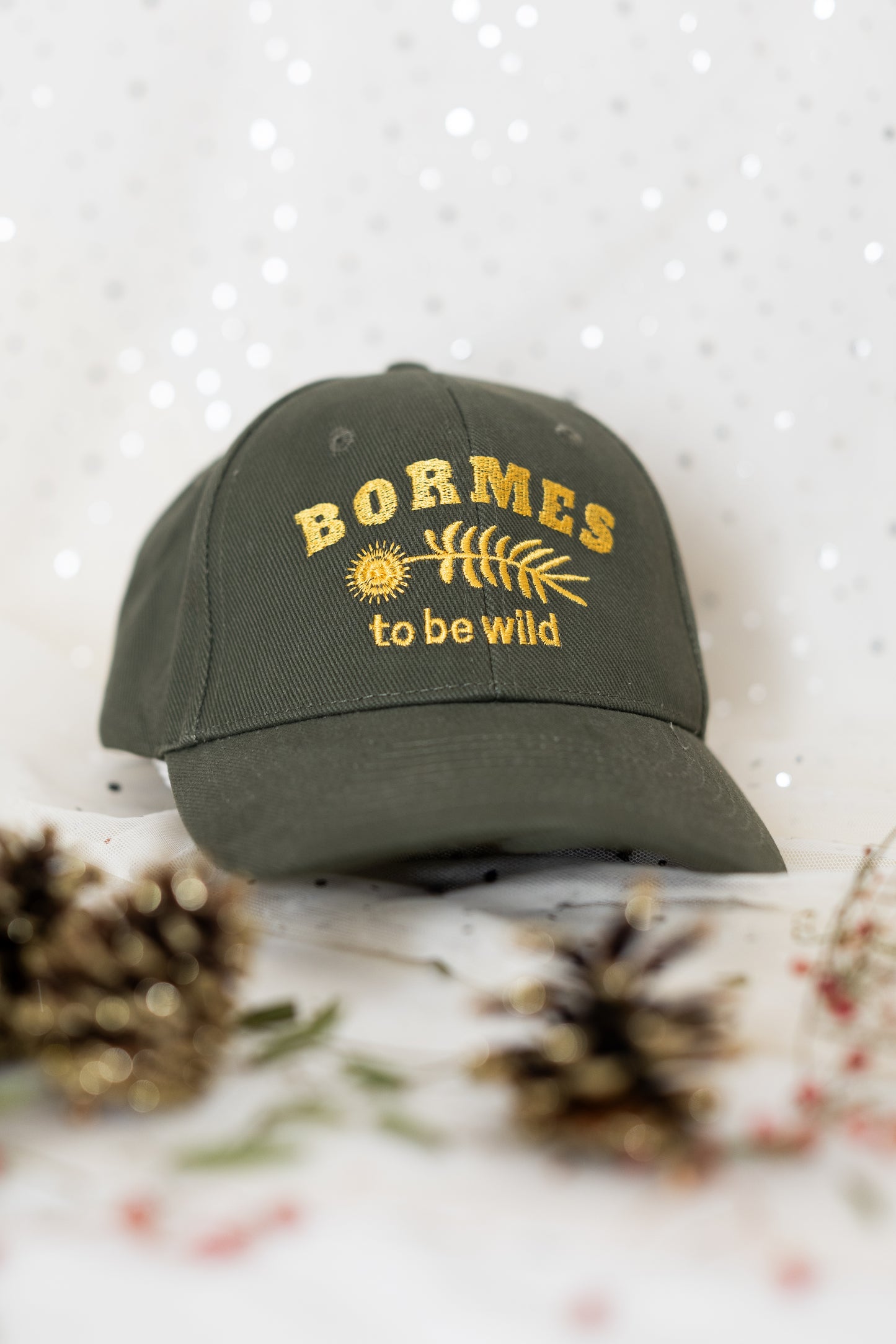 Bormes to be Wild – Mimosa au SensCaché (Varsity) Brodée